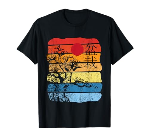 Japanese Retro Bonsai Tree - Horticulturist Gardening Lover T-Shirt