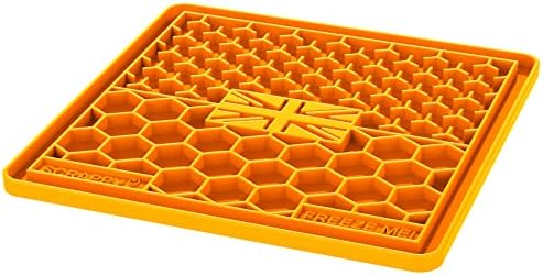 Large 19cm square dog licky mat (Orange) - Alternative to Dog Bowls - Slow down your dog's feeding - Dog Lick Mat (Can be Frozen) - Food-Grade Silicone (UK Designed)