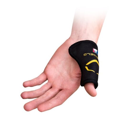 EvoShield Baseball Catcher?s Thumb Guard,Black