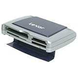 Kann CompactFlash, SmartMedia, Memory Stick, Memory Stick Duo, Memory Stick PRO Duo, Memory Stick Pro, MMC, SD und xD-Bildkarte lesen