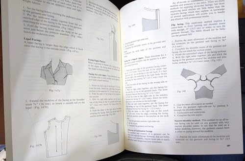 The Complete Book of Sewing Short Cuts B0037VI9M0 Book Cover