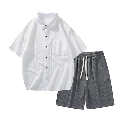 Chemise manches courtes et short homme pour éviter la chaleur avec cet ensemble d'été confortable