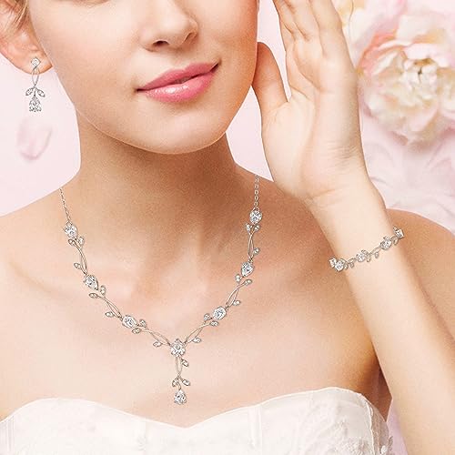 Image of EVER FAITH Cubic Zirconia Pearl Leaf Bridal Jewelry Set for Bride Women