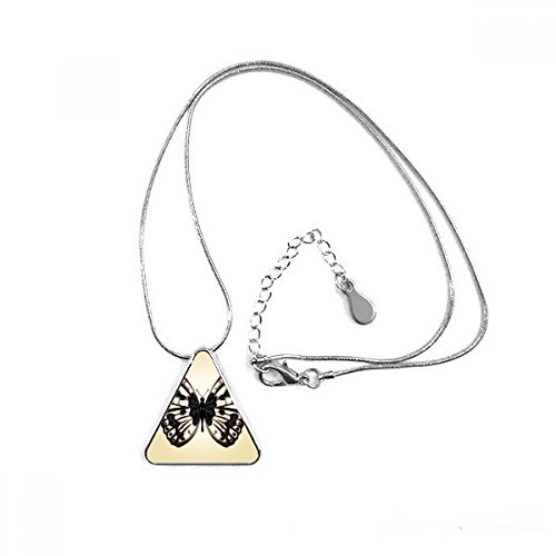 Bijou pendentif papillon en triangle avec chaîne pour décoration et style