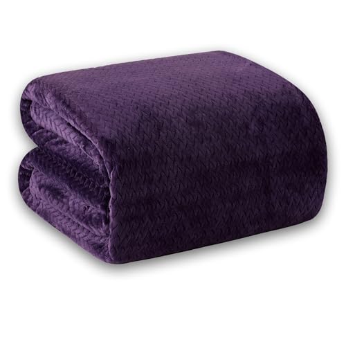 Oversized King Fleece Blanket 120x138 Inches, Seamless Soft Cozy 3D Jacquard Flannel Blanket 10'x11.5' Extra Large for Bed, Sofa, Couch, Travel & Camping, California King Throw, Purple Leaf