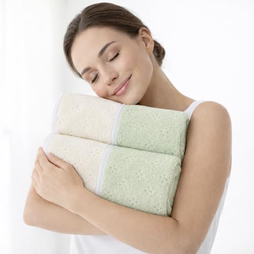 Image of MAXOSHINE Microfiber Towels for Bath Large Size-Reversible Bath Towel for Men and Women-Soft Coral FleeceTowel with Hook 600 GSM Quick Dry Super Absorbent-70 x 140 cm