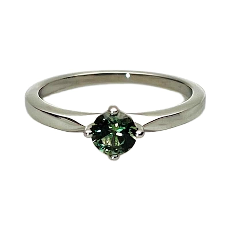 Bague saphir vert naturel et argent 925, le cadeau de fiançailles idéal