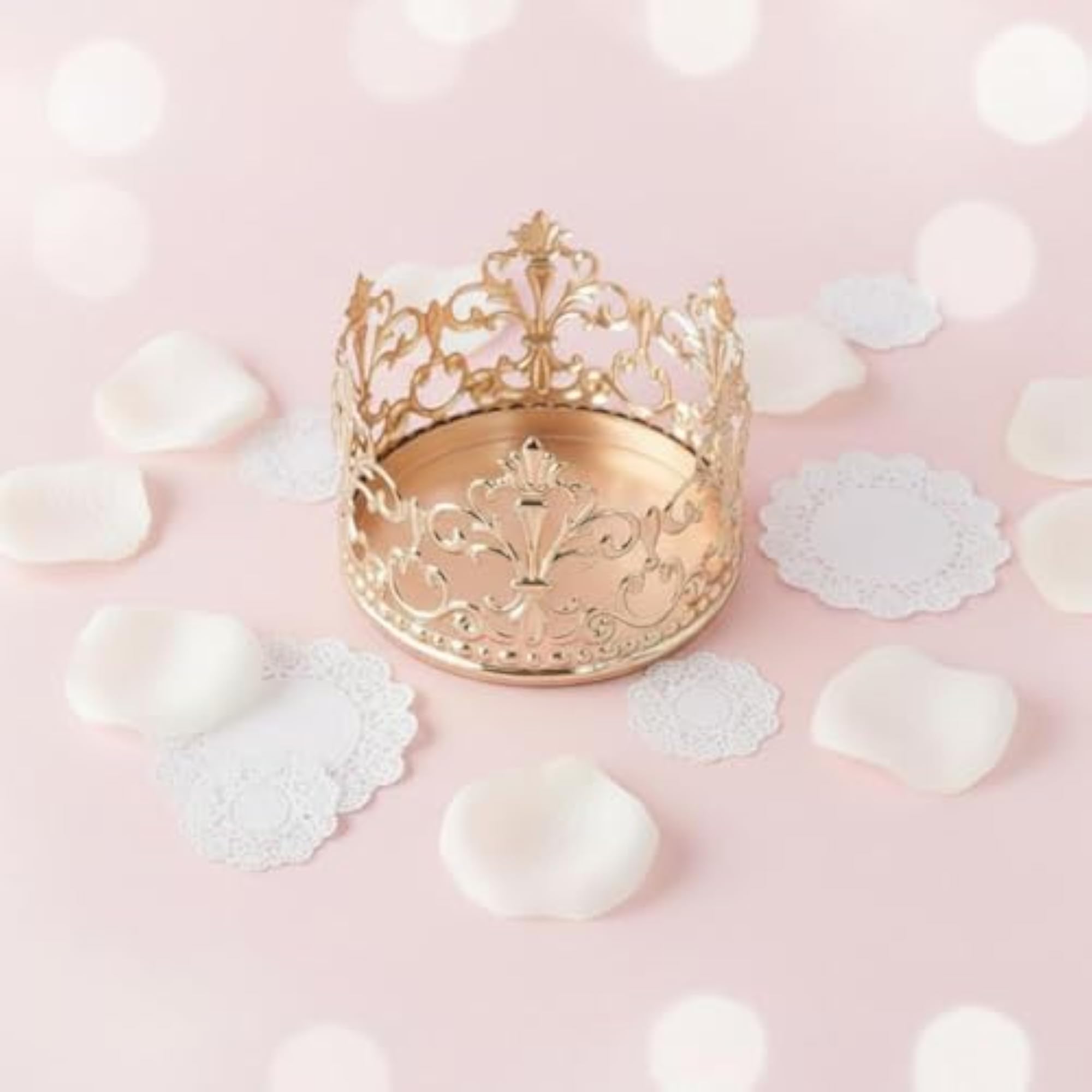 Crown Design Baroque Metal Candle Holder, Elegant Decor
