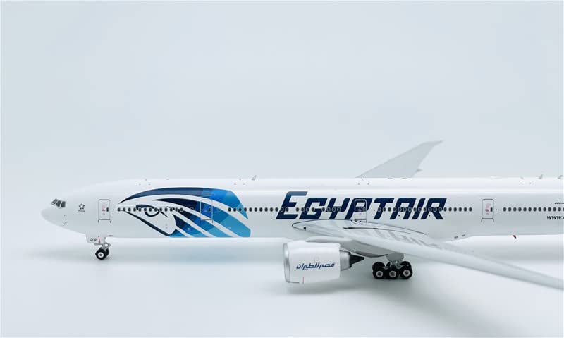 3/1 new!! エジプトAir／Boeing777 カイロ An EgyptAir Boeing 777-300ER arrives from Cairo and later