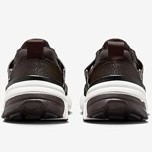 Nike V2K RUN バロックブラウン HJ4497-200 26.0 新品 Nike V2K Run Velvet Brown White Black Baroque Brown HJ4497