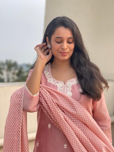 Image of GoSriKi Women Cotton Blend Kurta Pant With Dupatta