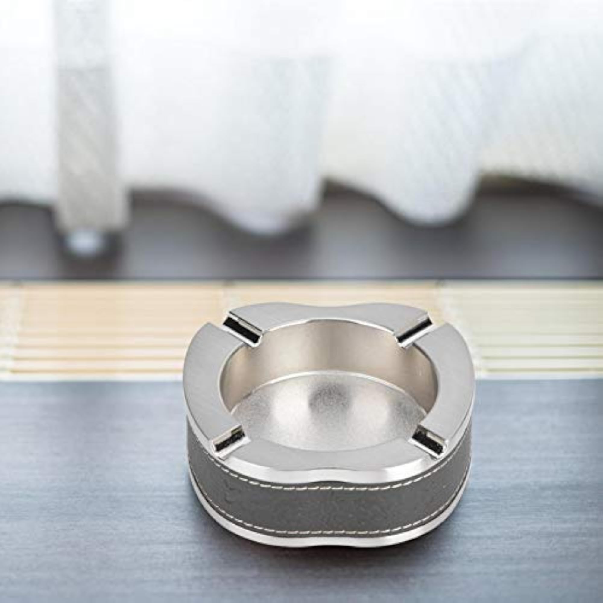 PU Leather Ashtray, Durable and Delicate