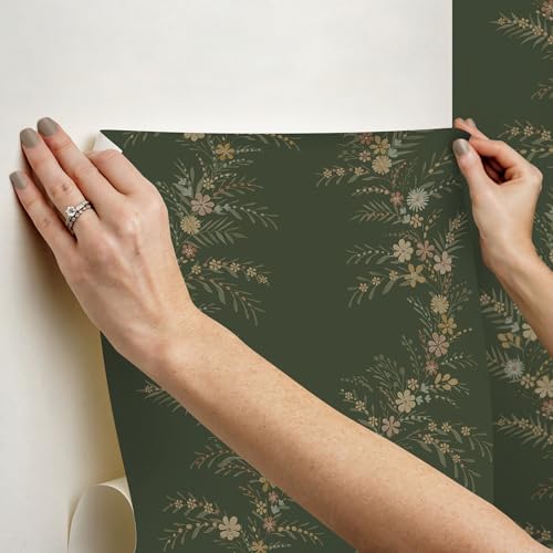 NuWallpaper Chris Loves Julia x Posy Spruce Peel and Stick Wallpaper, CJS6325 by NuWallpaper - Image 3