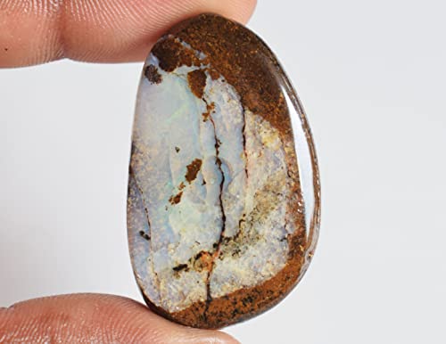 Opale rocheuse du Queensland, gemme d'exception 40x24mm pour haute joaillerie
