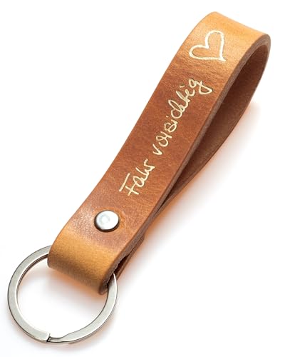 ELBERCRAFT® Schlüsselanhänger Leder Fahr vorsichtig Geschenk für Frauen oder Männer pflanzlich gegerbt braun mit gravur gold 12 cm made in Germany Leather Keychain