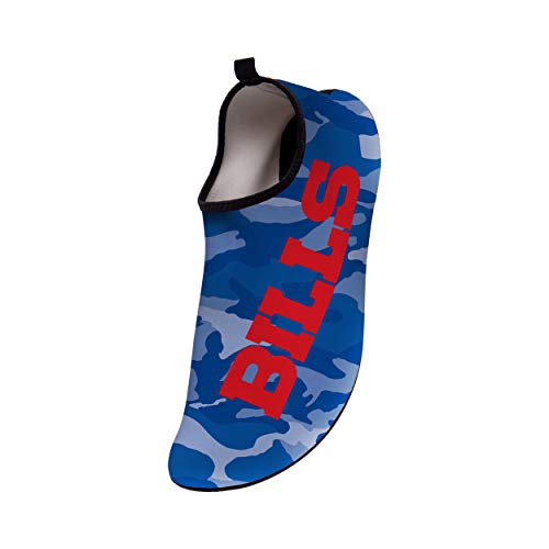 Image of FOCO Men's NCAA & NFL Team Camo Water Shoe