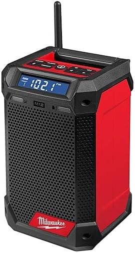 Radio inalámbrica Milwaukee 2951-20 M12 de ion de litio + cargador (solo herramienta)