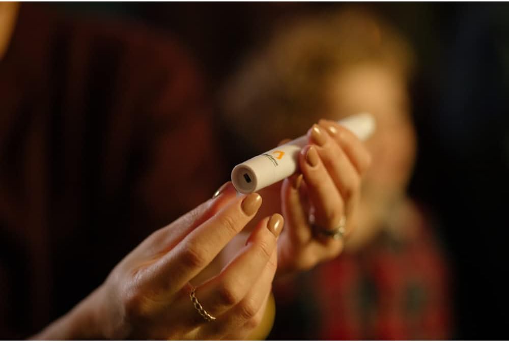 Concordia Supply SafeFlame LED Candlesticks - 6" (25-Pack) Handheld Battery Operated Candles w/Flickering Effect - Perfect for Church Services, Candlelight Vigils, and Special Events - (Amber) - Image 8