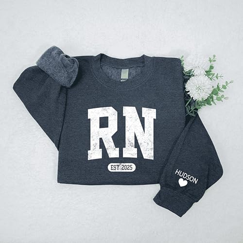 CHILLEVER Custom Registered Nurse Sweatshirt, Personalized RN Crewneck, Nurses Appreciation Gifts, Gift for Nursing Student2