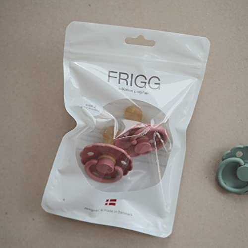 Image of FRIGG Daisy Natural Rubber Baby Pacifier | Made in Denmark | BPA-Free (Powder Blush /Cream, 0-6 Months) 2-Pack