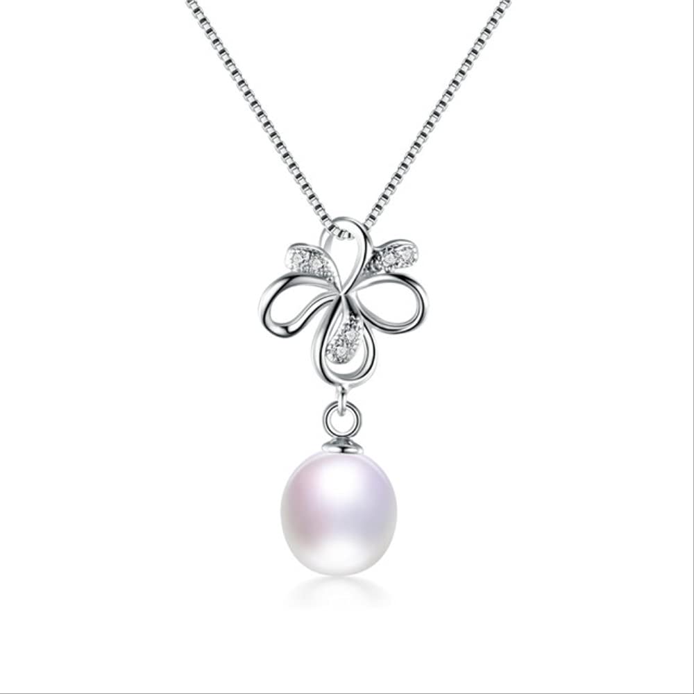 Collier de perles d'eau douce trèfle zircon pour illuminer vos soirées