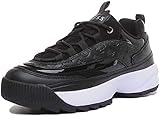 Sneakers von Guess mit Obermaterial aus Leder und Lackierung, mit Glitzernähten. Gummisohle, Absatzhöhe 40 mm