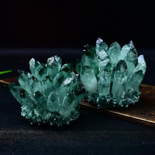 Cluster de cristal verde con formaciones de columnas naturales de 900g 6