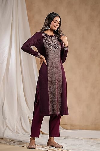 Image of Ishin Womens Polyester Straight Fit Jacquard Style Ethnic Motifs Winterwear Kurta