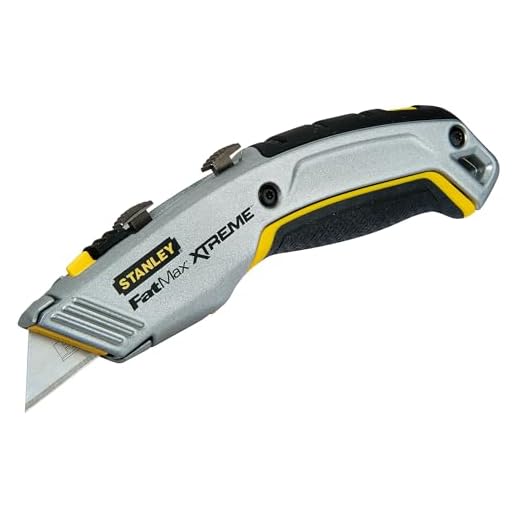 Stanley Fatmax 2 in 1 Messer PRO 0-10-798 (mit einziehbarer Klinge, 180 mm Länge, vielseitige Einsatzmöglichkeiten durch zwei Klingen (Haken- und Trapezklinge), robustes Zinkdruckgehäuse) 6 Stanley Fatmax 2 in 1 Messer PRO 0-10-798 (mit einziehbarer Klinge, 180 mm Länge, vielseitige Einsatzmöglichkeiten durch zwei Klingen (Haken- und Trapezklinge), robustes Zinkdruckgehäuse)