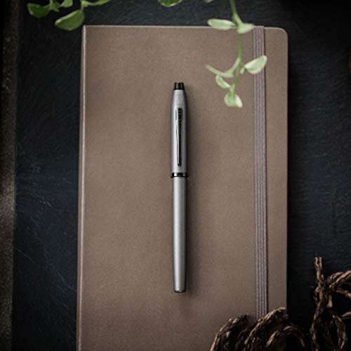 Stylo roller Cross Century noir mat et moleté micro knurl pour écriture de luxe haute précision - 5
