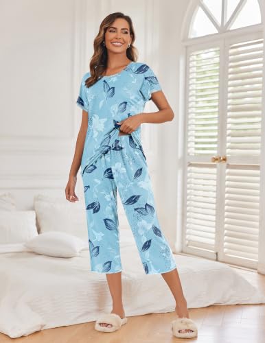 Image of Ekouaer Womens Capri Pajama Sets Print Short Sleeve Sleepwear Top and Pants