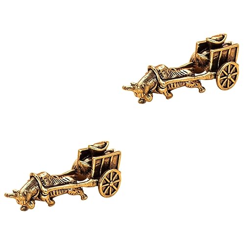 Decorazione della scrivania: questo mestiere in rame è progettato a forma di una piccola mucca che tira un carro, con colori antichi, decorazioni cinesi di buona fortuna davvero uniche e creative.