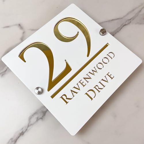 Targa personalizzata in acrilico 3D cava sospesa con numero civico e nome della strada moderna | Placca per insegna con indirizzo negozio (Bianco & Oro)