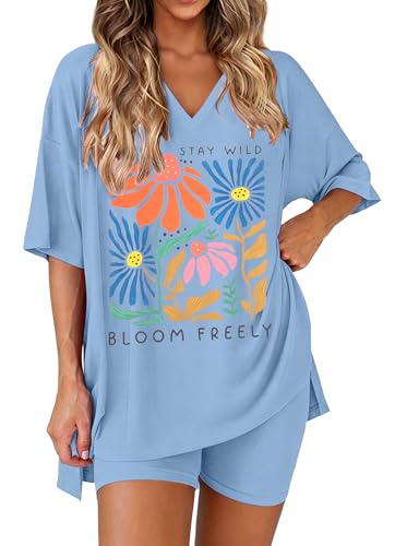 Women Graphic 2 Piece Tshirt Set Bloom Freely V Neck Oversized Shirts Funny Flower Biker Shorts Matching Outfit Clothes