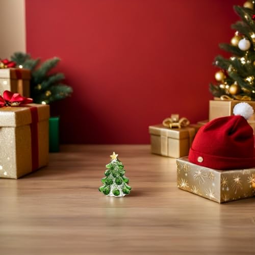 Árbol de Navidad de cristal para decorar tu mesa de centro este invierno 6