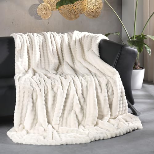 Delindo Lifestyle Couverture en fausse fourrure de la série Nova - Plaid douillet en fourrure synthétique douillette - XXL - Aspect vison - Blanc crème -...
