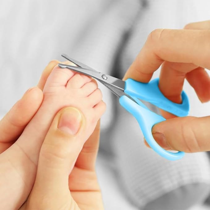 Image of Episkey 5 In1 Baby Grooming Kit for New Born Baby, Infants, Toddlers | Portable Grooming Kit With Baby Hair Brush, Comb, Baby Nail Scissor, Baby Nail Cutter, Tweezer, Nail Filer (Blue, Pack of 1) (BABY KIT 5PCS)