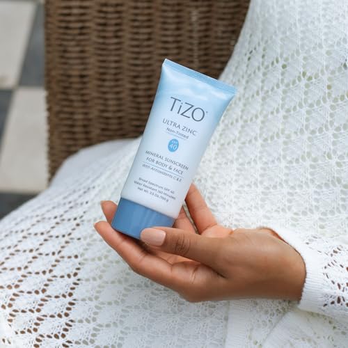 Tizo Age Defying Fusion Ultra Zinc Body & Face Sunscreen TINTED, 3.5 oz. by Tizo – Ansicht 3