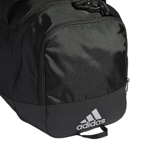 adidas Defender 4 Medium Duffel Bag3