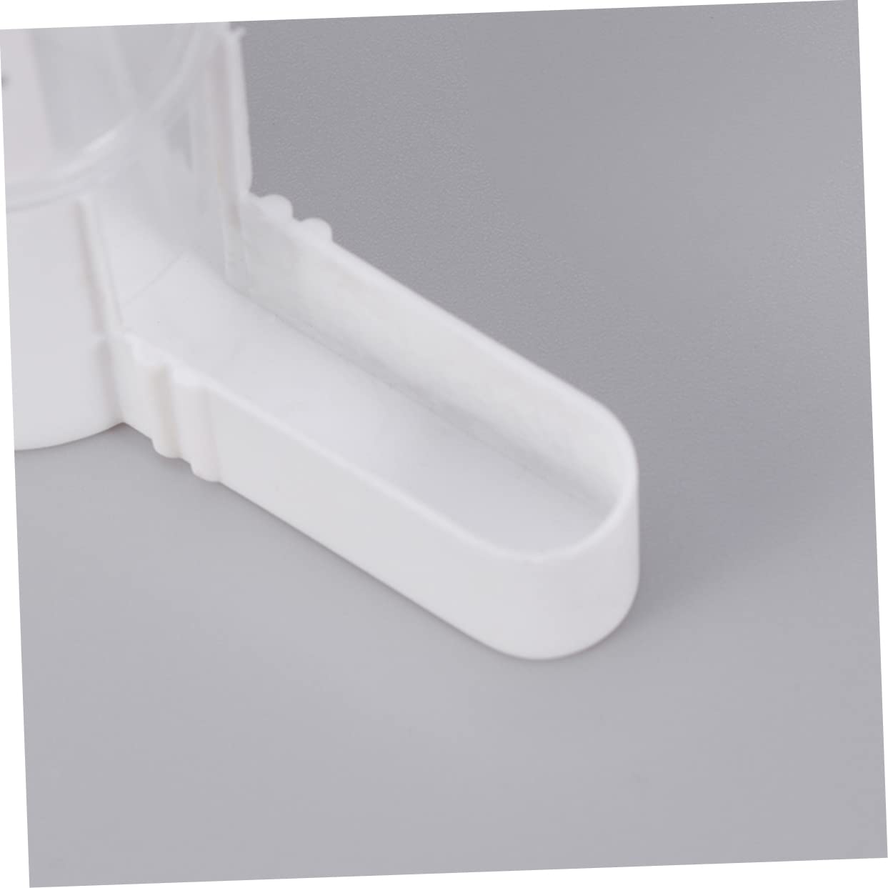 GRIRIW 3pcs 65ml Bird Parrot Feeding Cup Easy Clean Portable Feeder for Cage Outdoor Bird Water Feeder Random Color