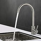 Der Wasserhahnkörper ist um 360° drehbar und eignet sich für Einzel- und Doppelspülen.