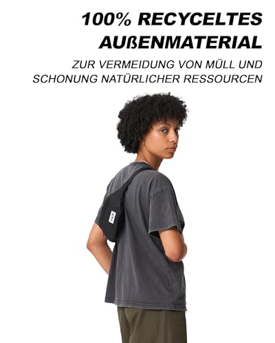 AEVOR Hip Bag Black Eclipse - Wasserabweisende Bauchtasche - Schnell Zugängliches Handyfach - Innenliegende Meshtasche - Nachhaltiges Material (Black Eclipse)