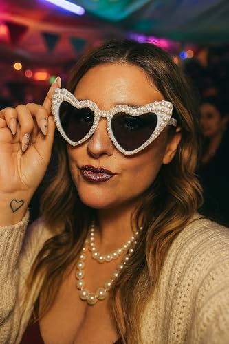 Pearl Glasses Vintage Love Heart Shaped Sunglasses for Women Girls Adults2