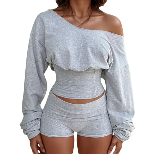 Sweat épaules dénudées et short en ensemble pour vos weekends