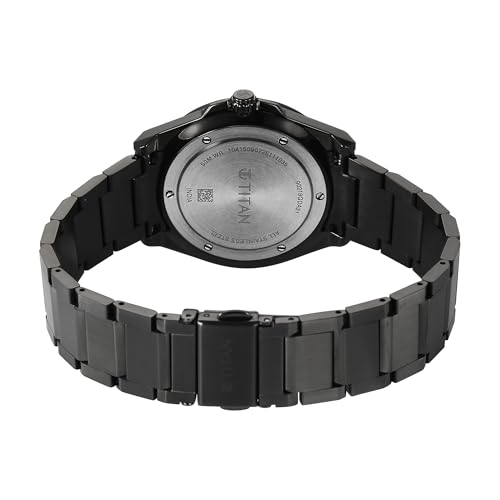 Image of Titan Classique Big Date Analog with Green Dial Dark Gun Stainless Steel Strap Watch for Men - 90219QM01