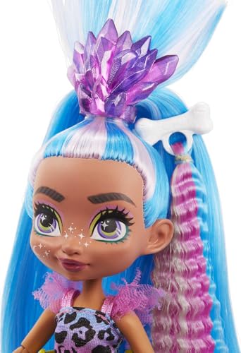 Muñeca Mattel Cave Club Tella con accesorios y mascota miniatura 3