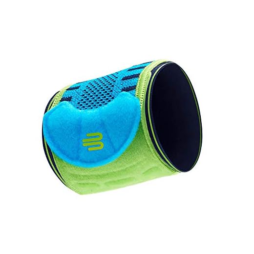 Bauerfeind Sports Wrist Strap - German Engineered Wrist Compression Support for Weightlifting, Crossfit, Tennis, Lifting - Adjustable Tightness Brace with 3D Airknit Fabric - 1 Per Box (Rivera, S/M)