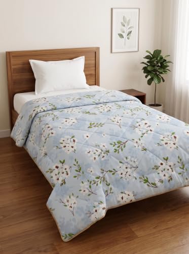 Image of Mafatlal 120 GSM Tulip Single Bed AC Comforter, Powder Blue, 154x228cm