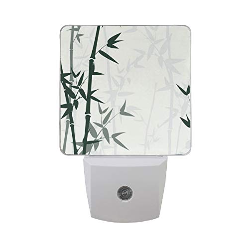Preisvergleich Produktbild AOTISO Grüner Baum der Bambuswald-Natur mit Blättern asiatischer Regenwald-chinesischer Pflanzenautosensor-Nachtlichtstecker im Innenbereich