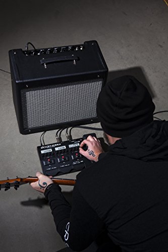 Zoom G3Xn Multi-Effects Processor with Expression Pedal for Guitar Deluxe Bundle with 3 1/4 Inch Cables + Aux Cable+ Samson Stereo Headphones + Fibertique Cleaning Cloth - Thumbnail 5